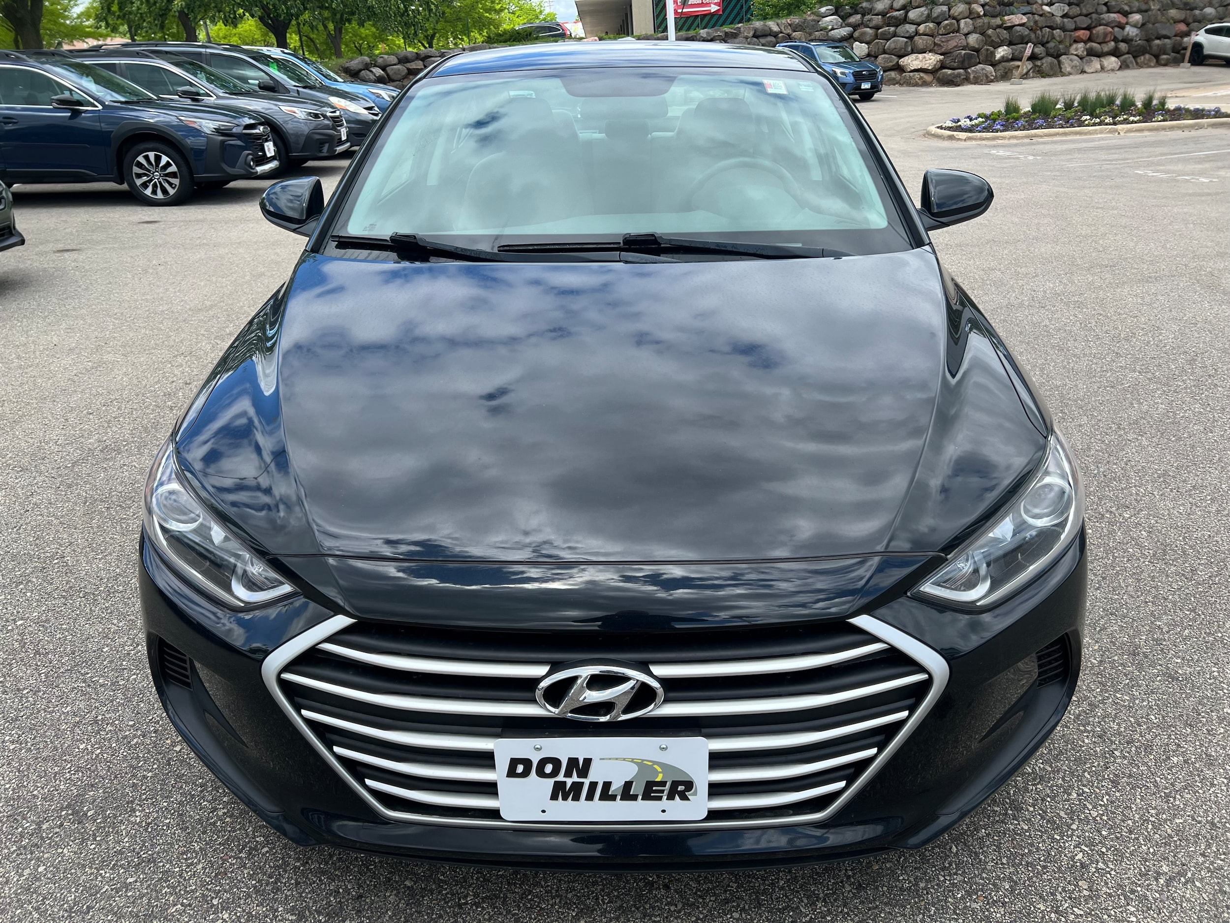 Used 2018 Hyundai Elantra SE with VIN 5NPD74LF0JH363567 for sale in Madison, WI