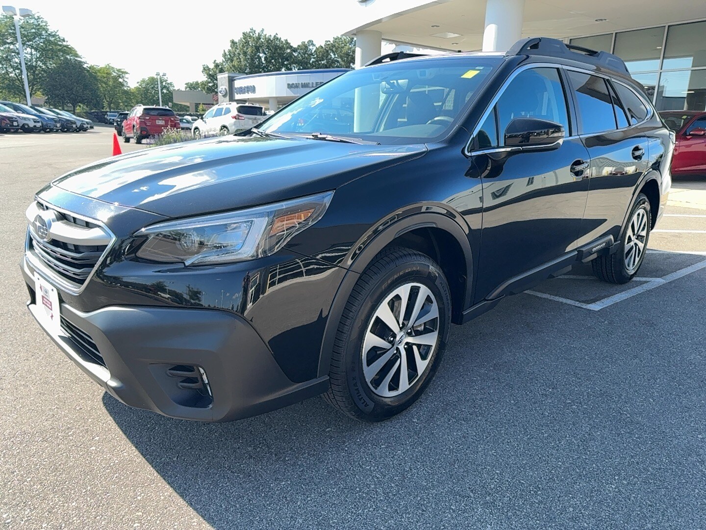 2022 Subaru Outback Premium photo 2