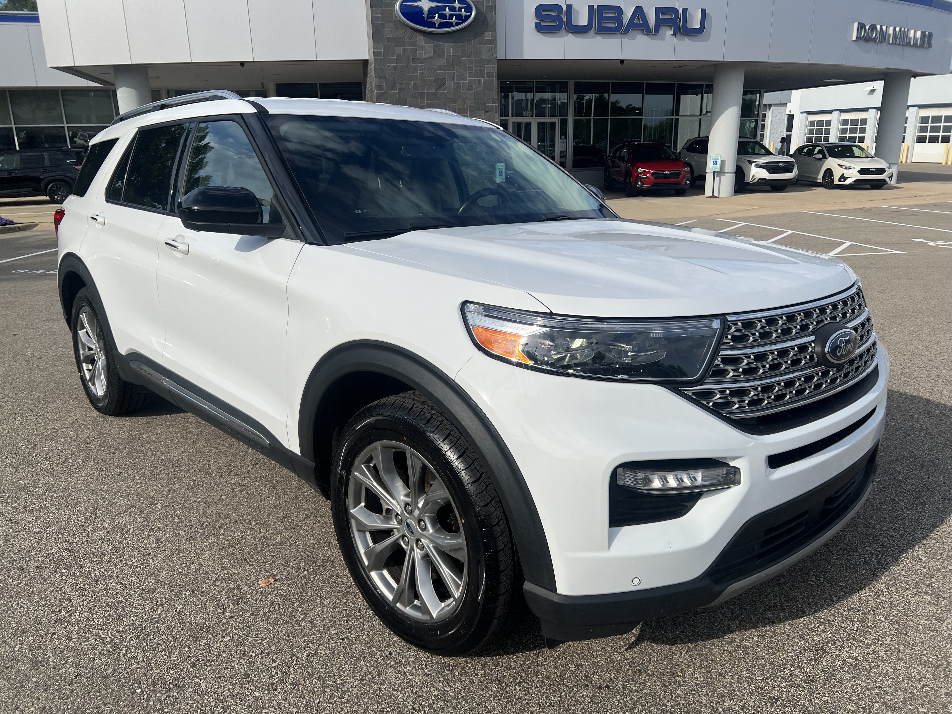 2022 Ford Explorer Limited SUV