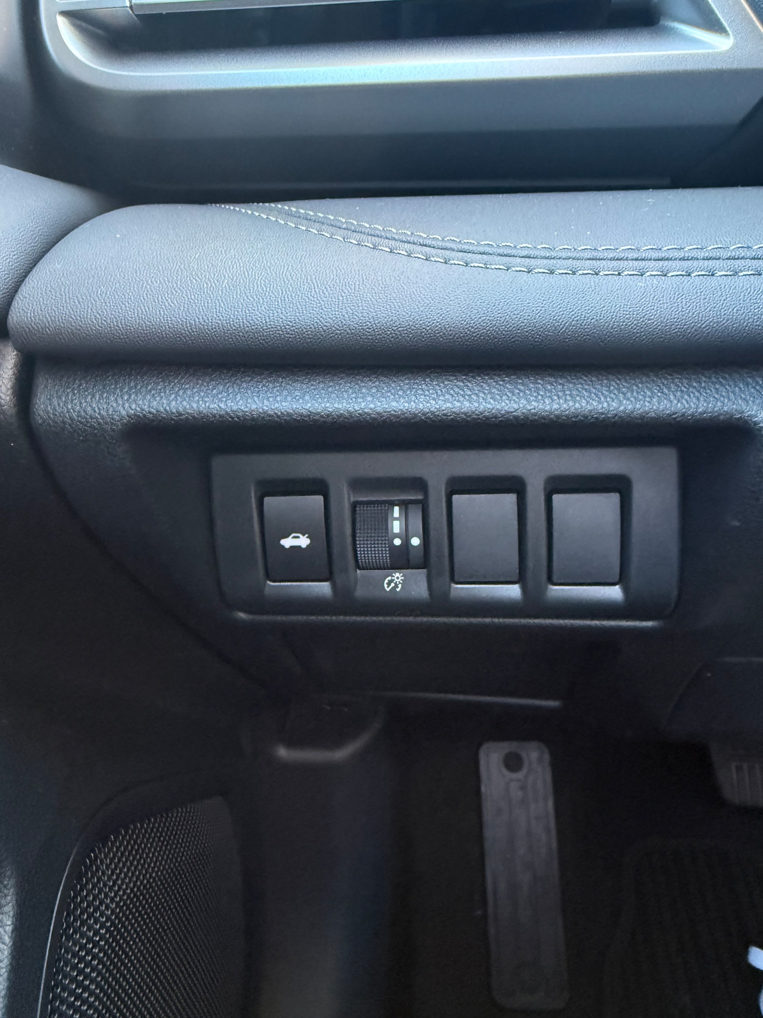 2025 Subaru Legacy Limited - Photo 13