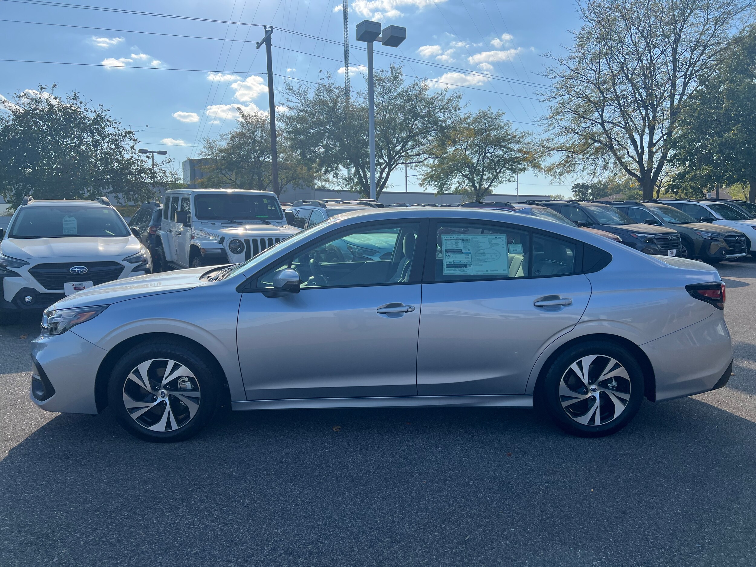 2025 Subaru Legacy Premium photo 4