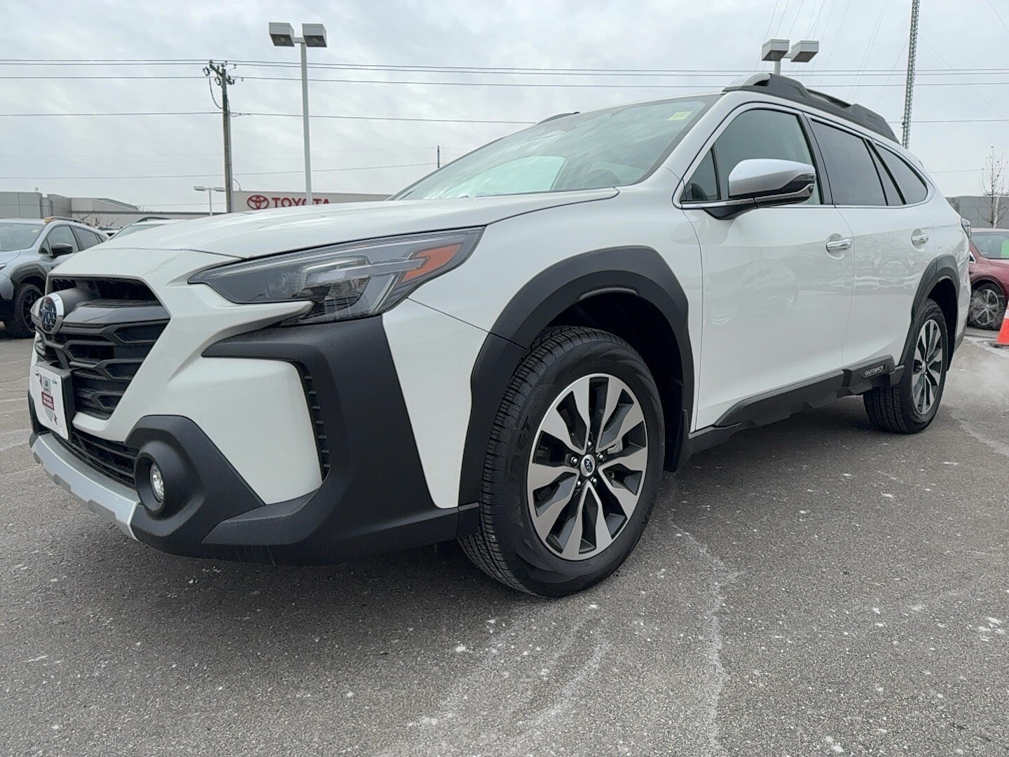 2024 Subaru Outback Touring XT photo 2