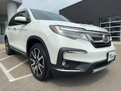 2022 Honda Pilot Touring 7-Passenger SUV