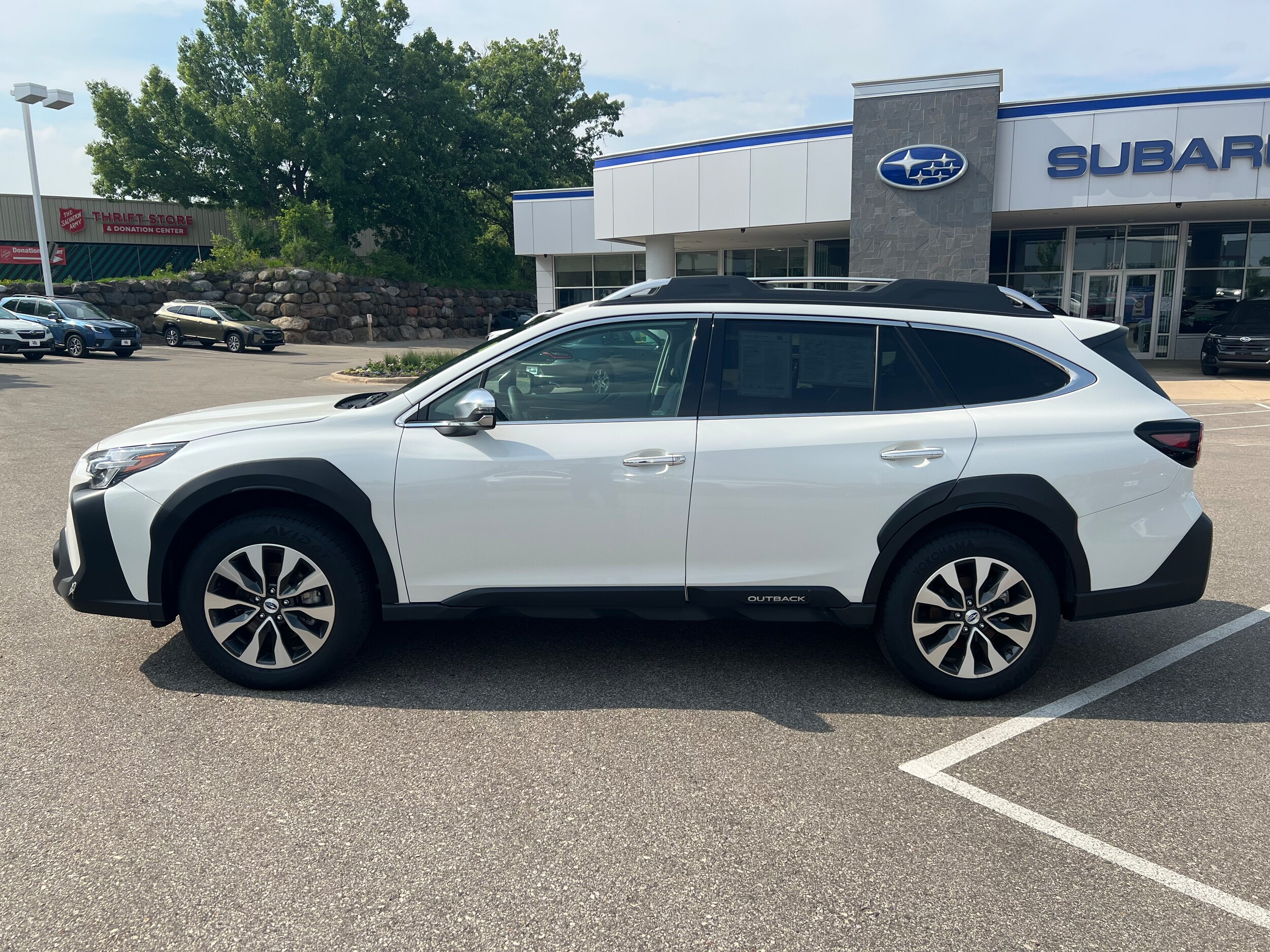 2024 Subaru Outback Touring XT photo 4