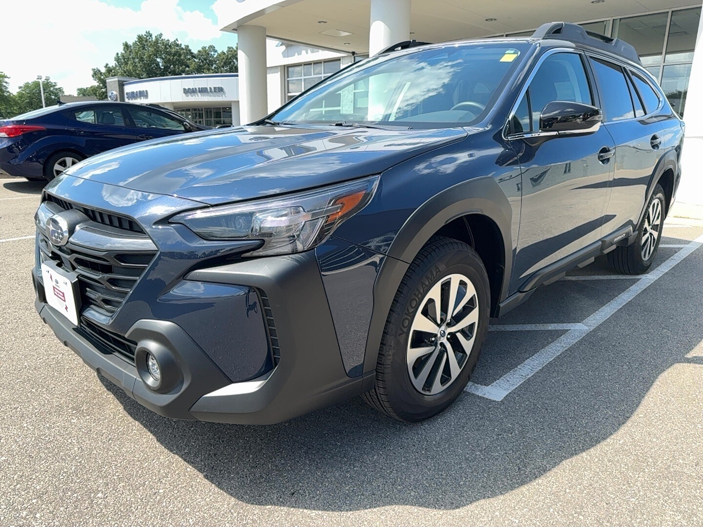 2024 Subaru Outback Premium photo 2