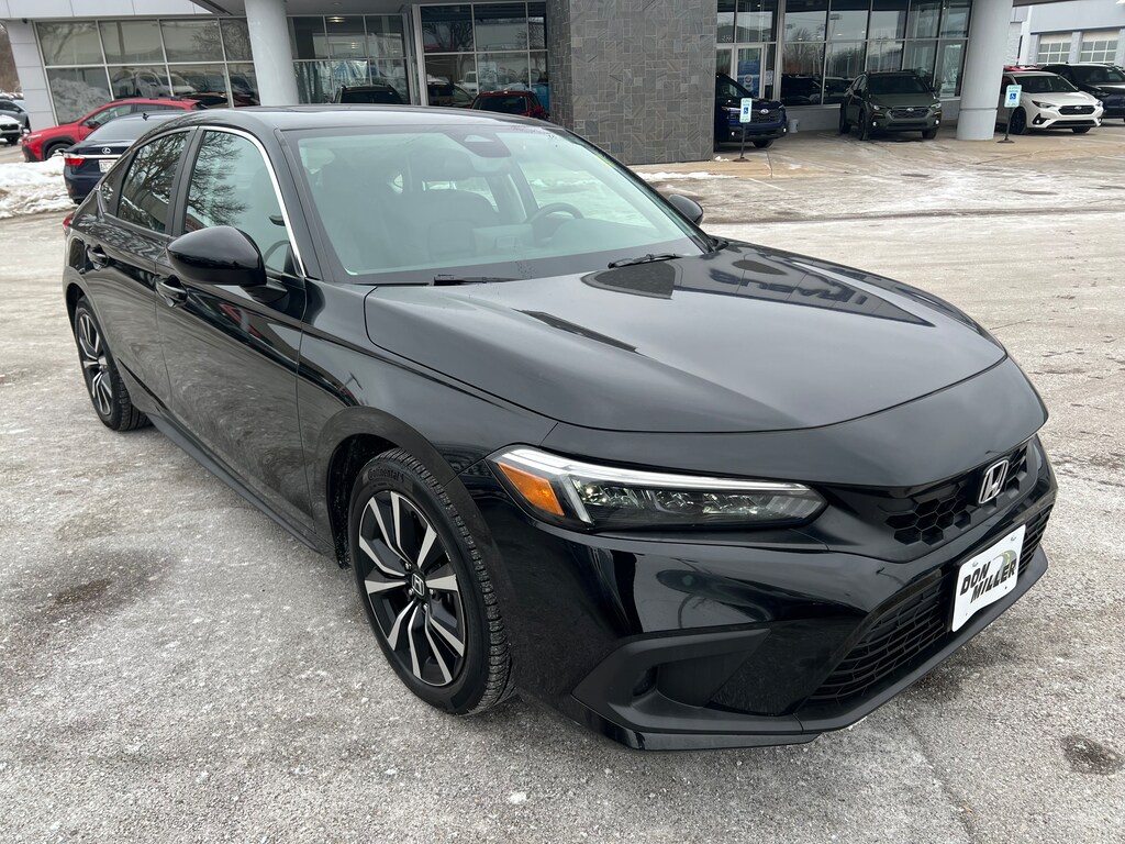 Used 2024 Honda Civic EX-L Hatchback