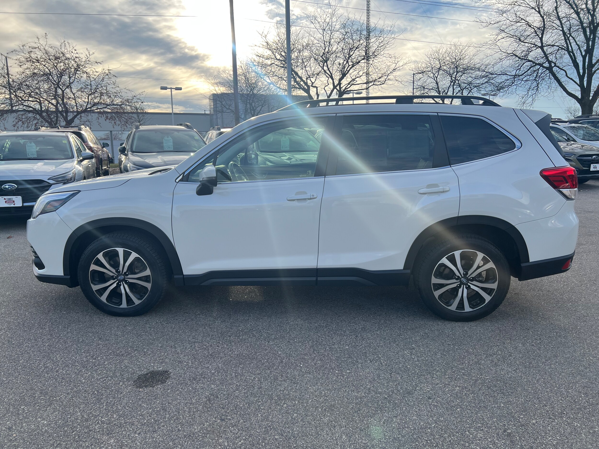 2022 Subaru Forester Limited photo 2