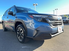 2025 Subaru Forester Premium SUV