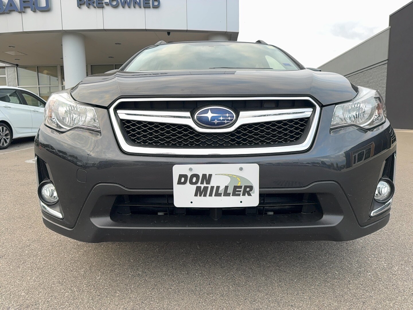2016 Subaru Crosstrek Limited photo 2