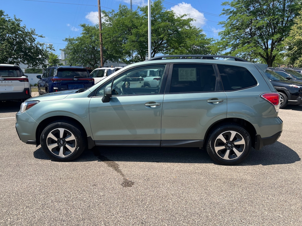 Used 2017 Subaru Forester 2.5i Premium SUV