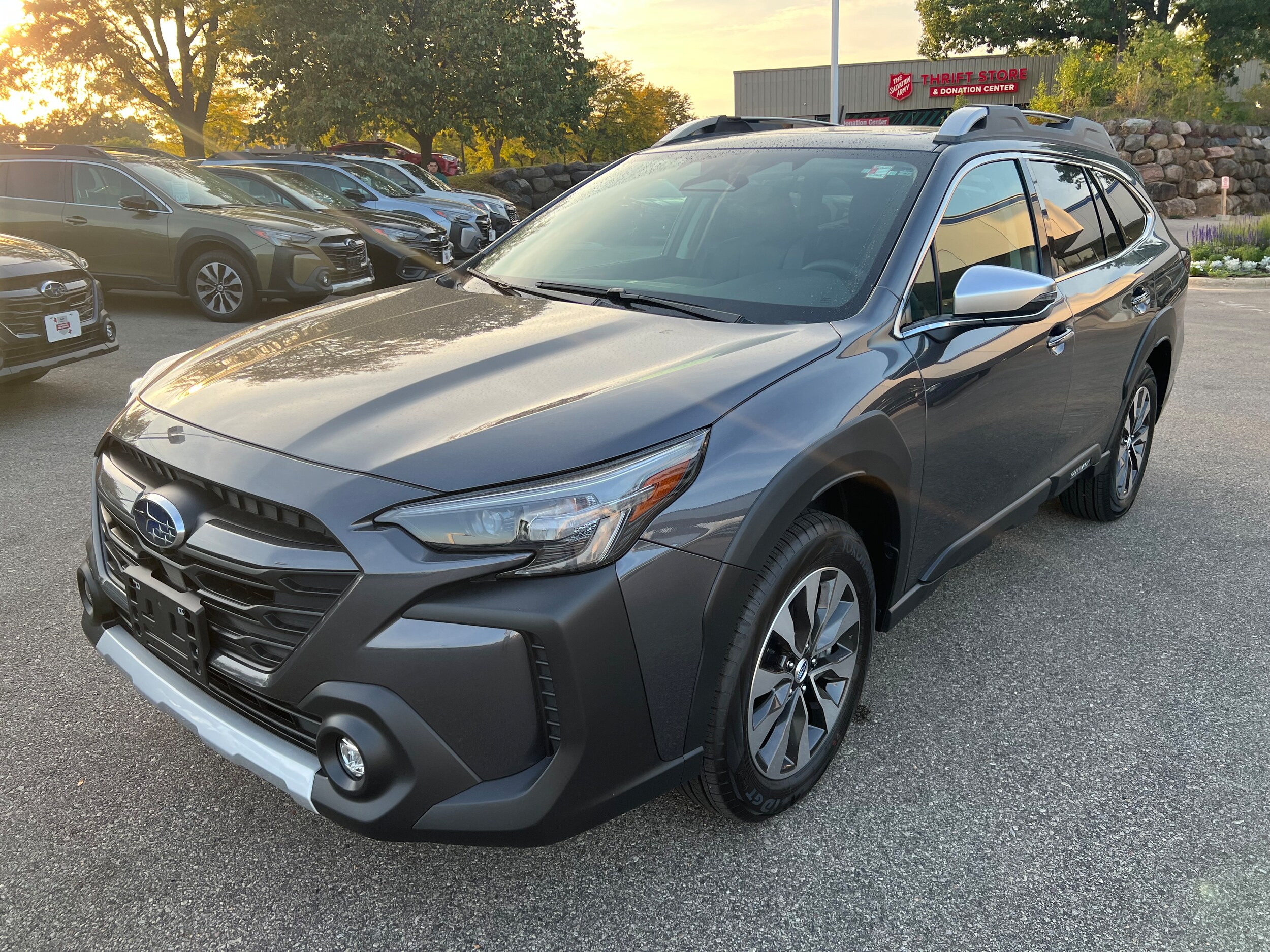 2025 Subaru Outback Touring photo 2