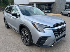 New 2025 Subaru Ascent near Middleton, WI