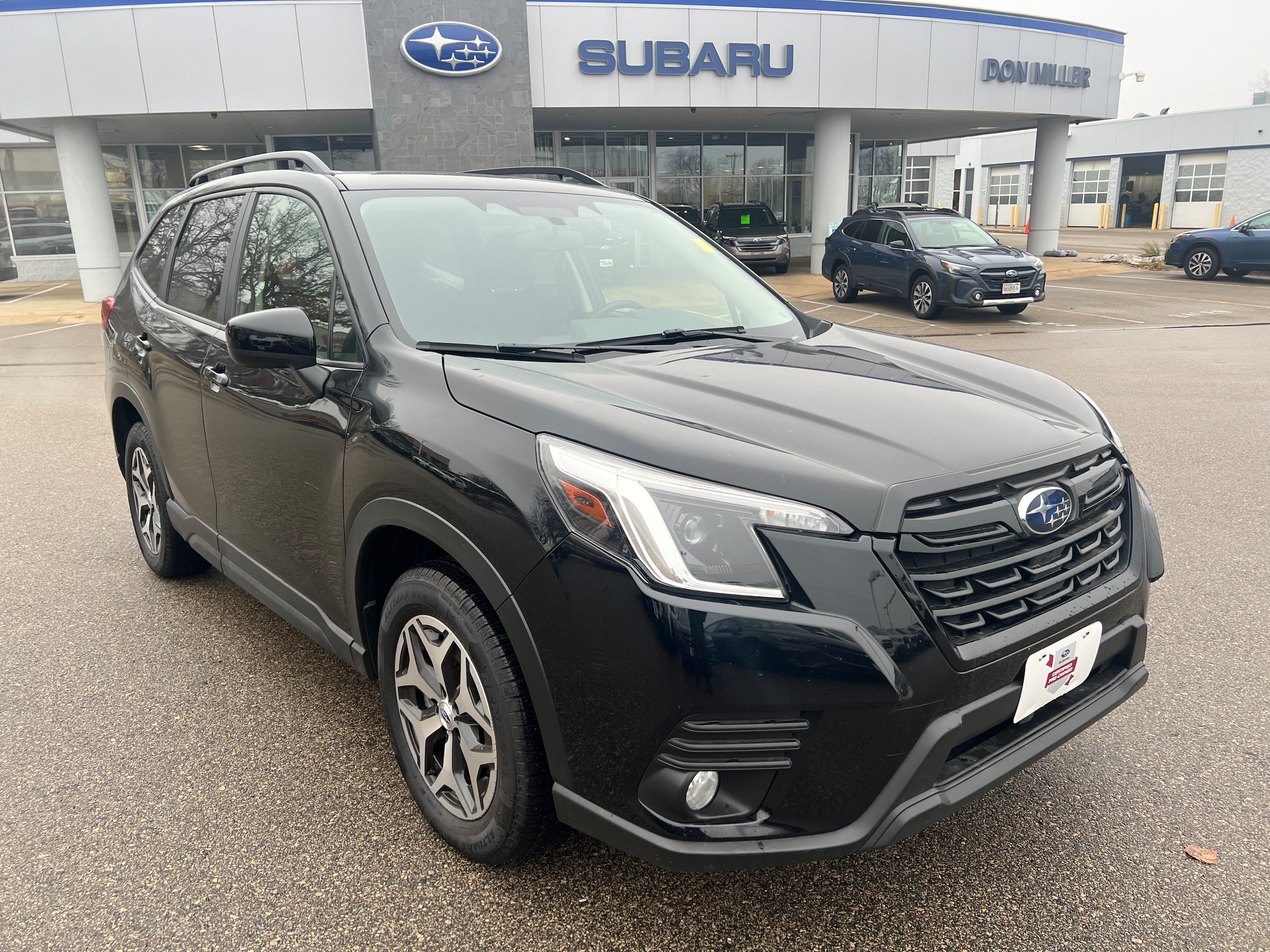 2023 Subaru Forester Premium's photo