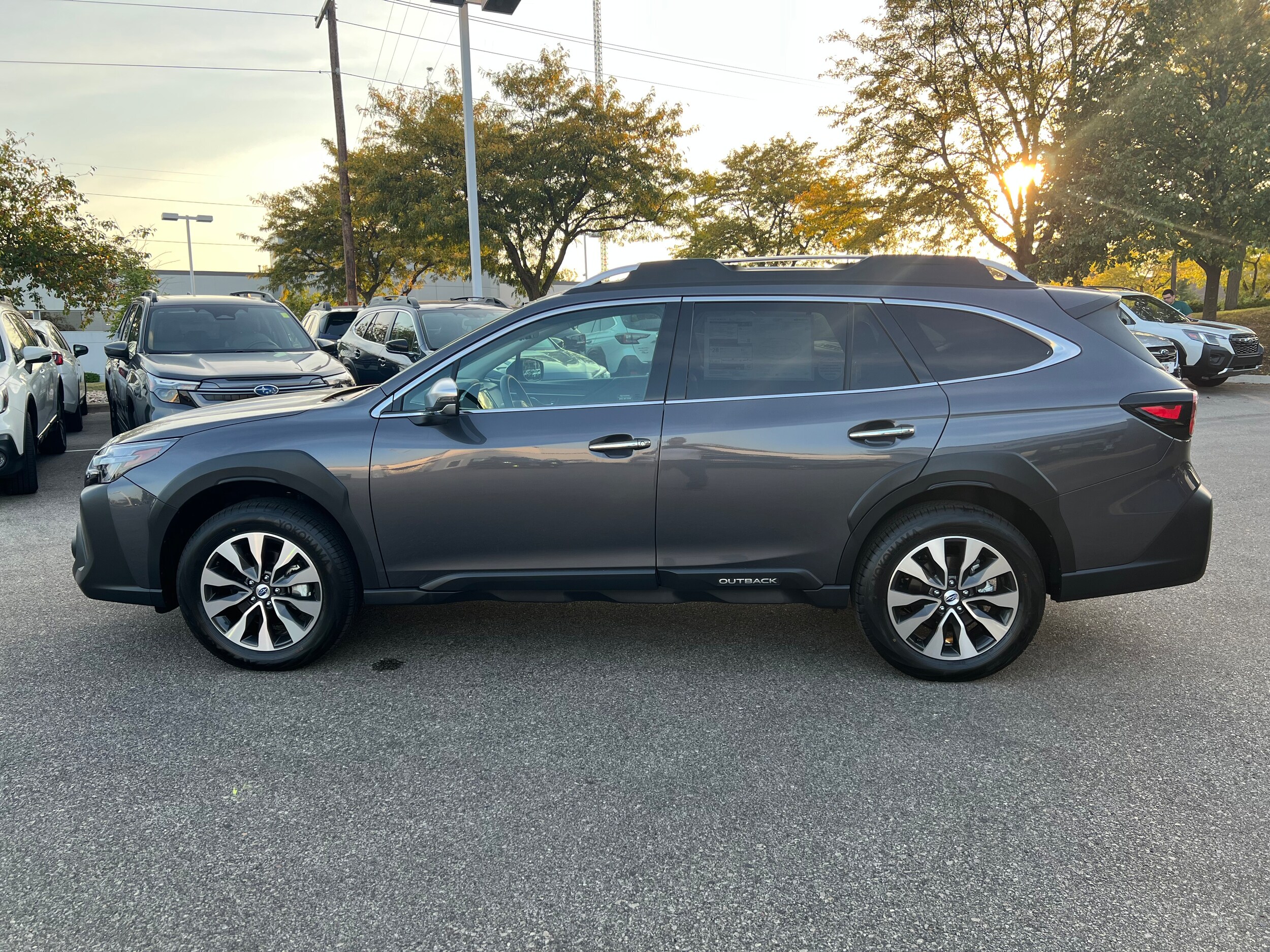 2025 Subaru Outback Touring photo 3