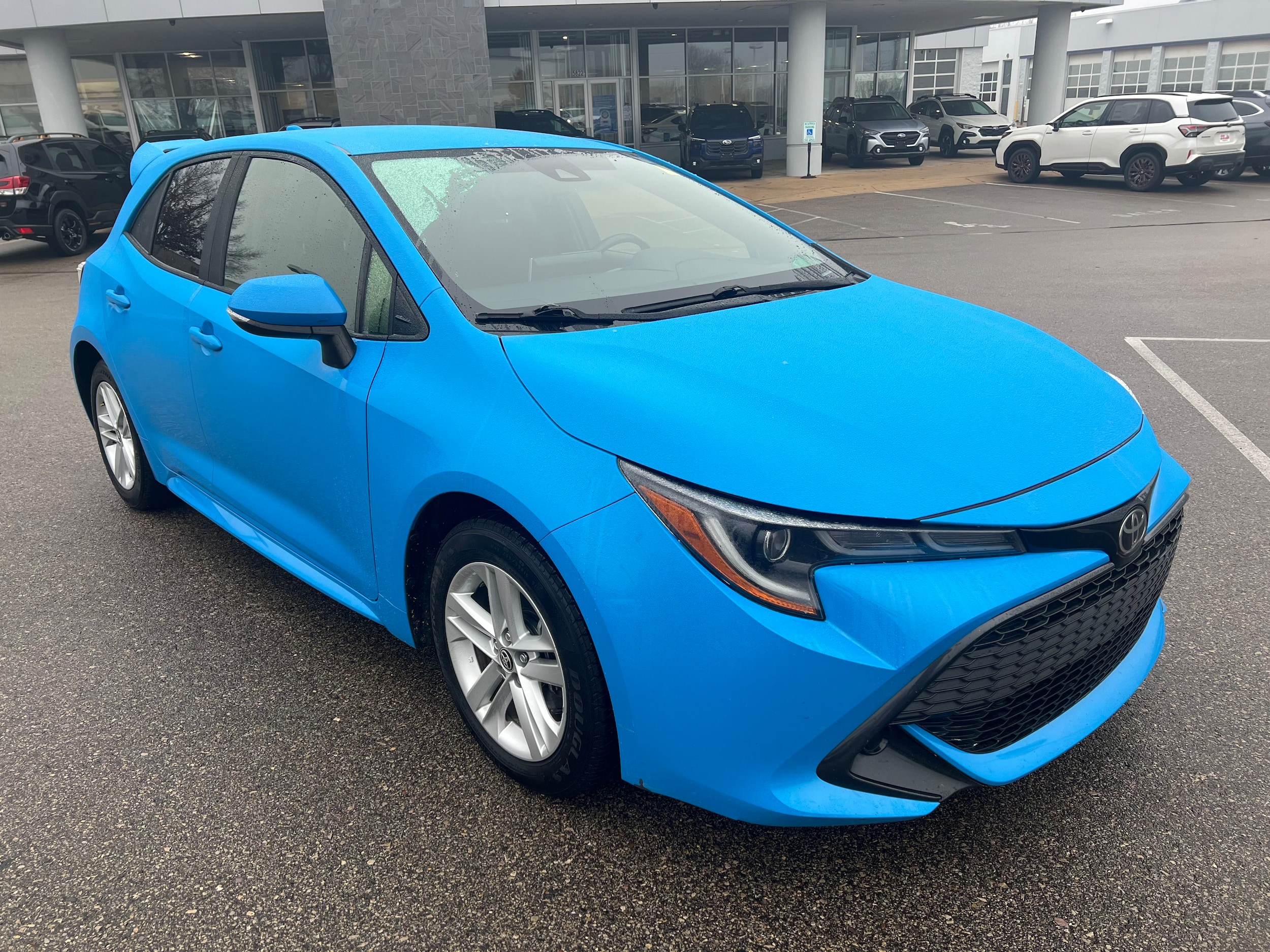 2019 Toyota Corolla Hatchback SE's photo