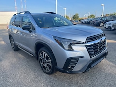 New 2025 Subaru Ascent near Middleton, WI