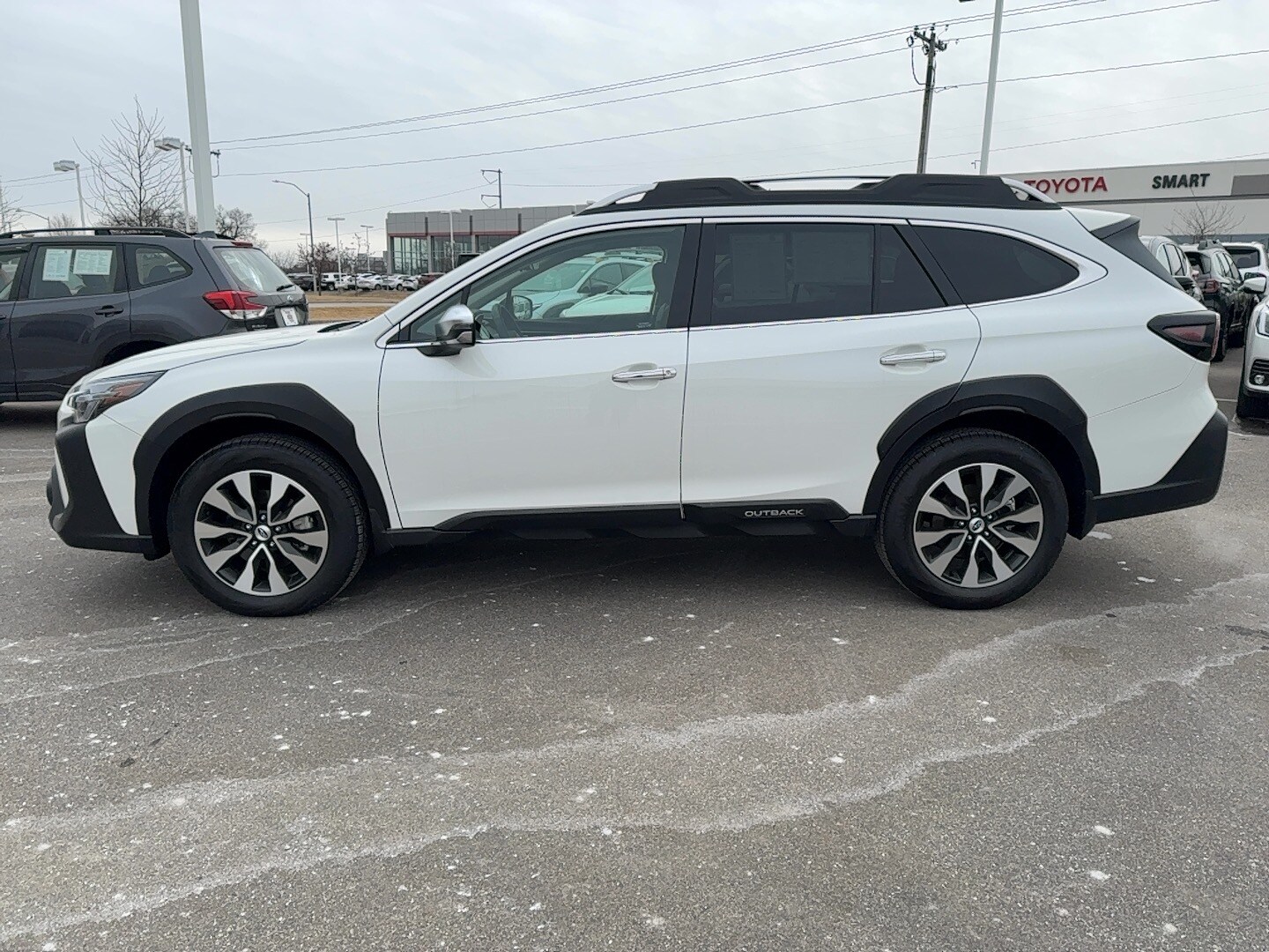 2024 Subaru Outback Touring XT photo 3