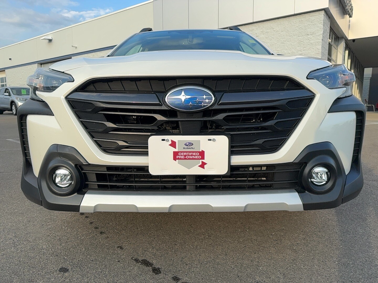 2023 Subaru Outback Limited photo 2