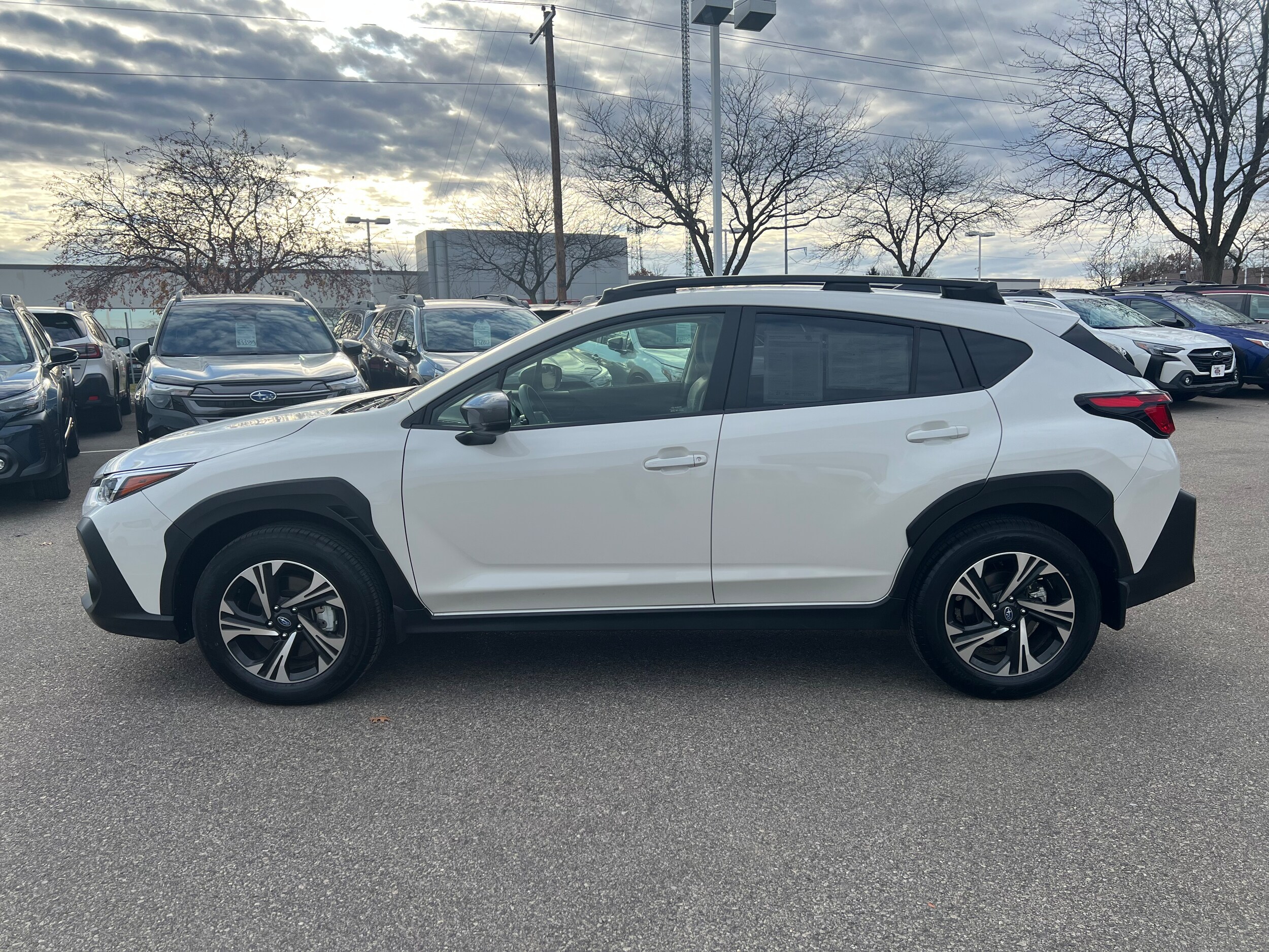 2024 Subaru Crosstrek Premium photo 4