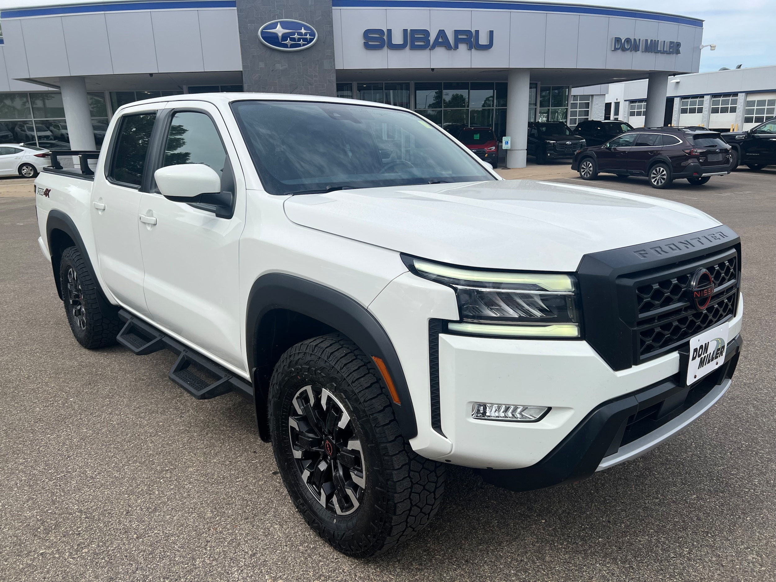 2022 Nissan Frontier PRO-4X Crew Cab 4X4's photo