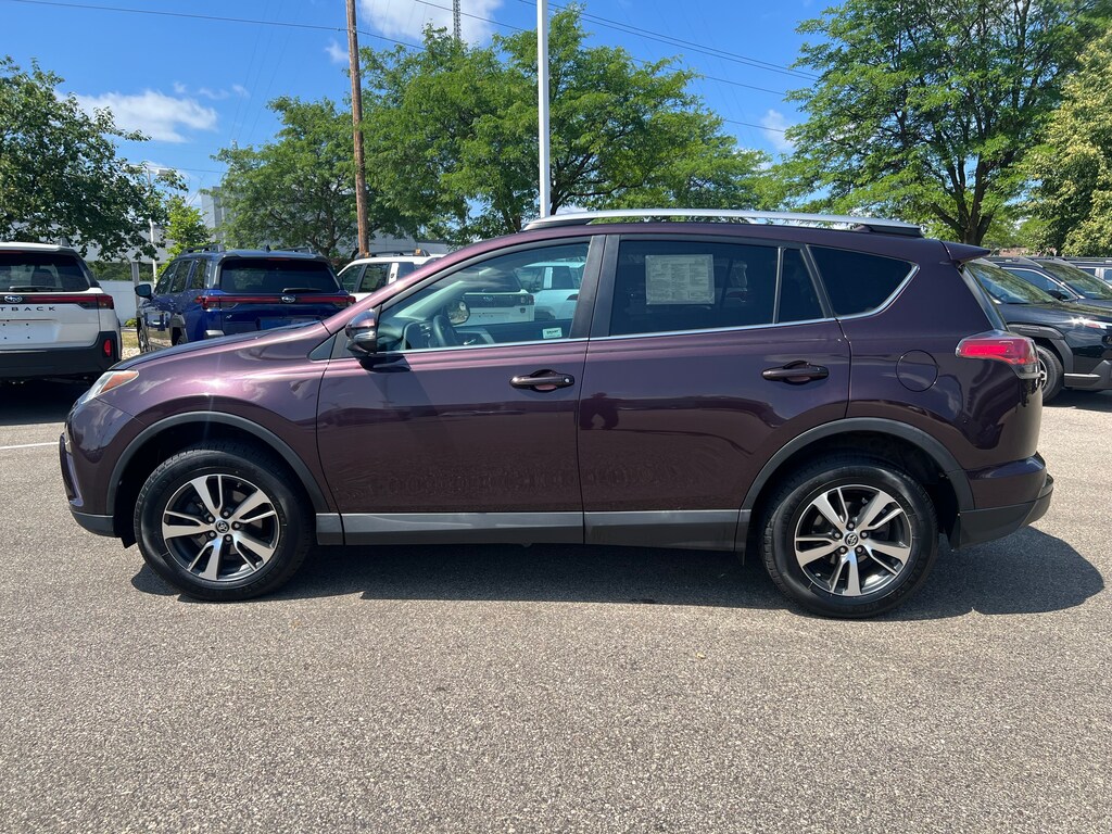 Used 2017 Toyota RAV4 XLE SUV