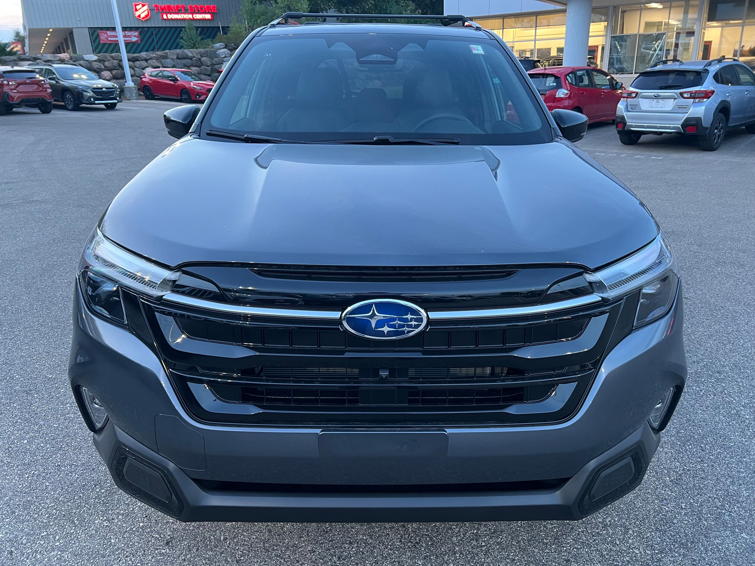 2025 Subaru Forester Touring photo 2