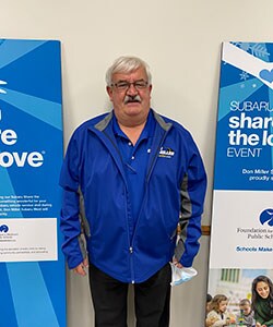 Staff member Dennis Riddle from ID_ce98652ba6d5