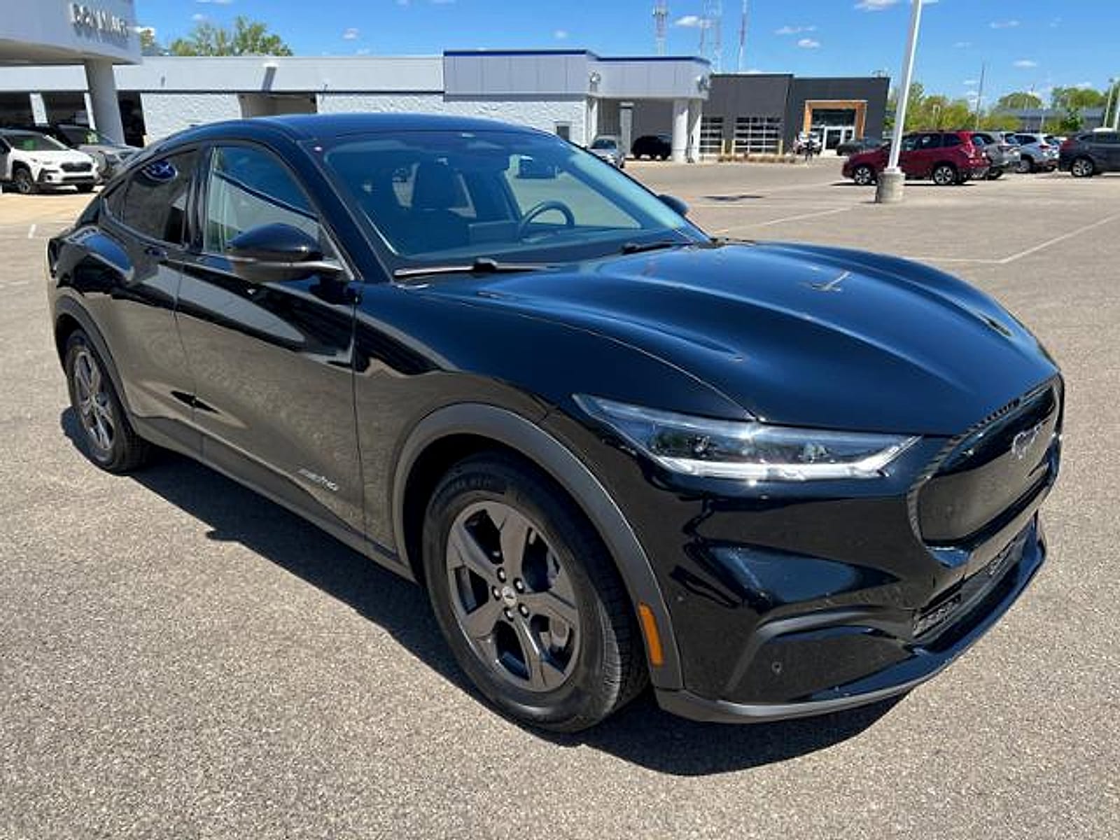 2023 Ford Mustang-Mach-e Select's photo