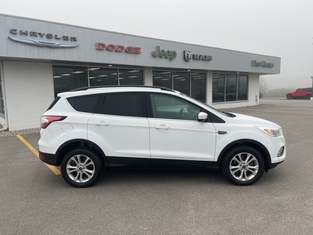 Used 2018 Ford Escape SE with VIN 1FMCU9GD0JUD38230 for sale in Houghton Lake, MI