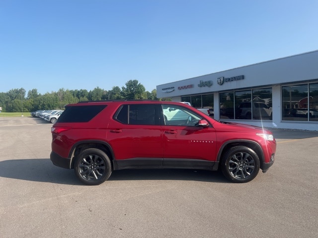 Used 2020 Chevrolet Traverse RS with VIN 1GNEVJKW6LJ193386 for sale in Houghton Lake, MI