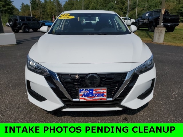 Used 2022 Nissan Sentra SV with VIN 3N1AB8CV4NY292496 for sale in Roscommon, MI