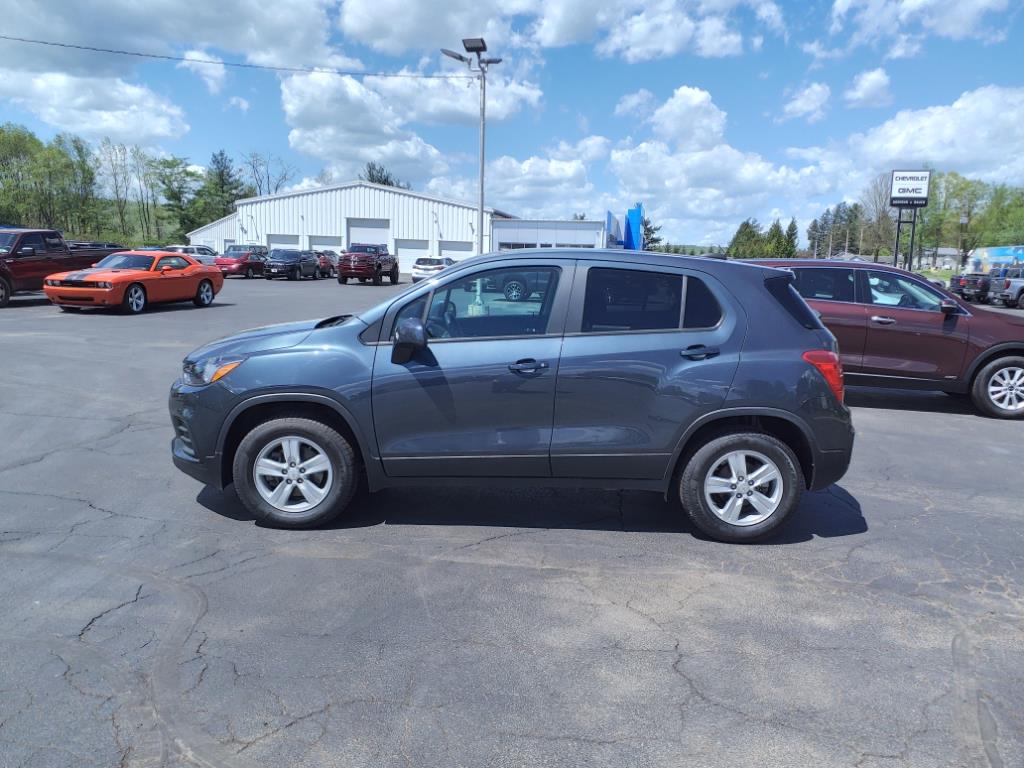 Used 2021 Chevrolet Trax LS with VIN KL7CJNSB5MB328687 for sale in Titusville, PA