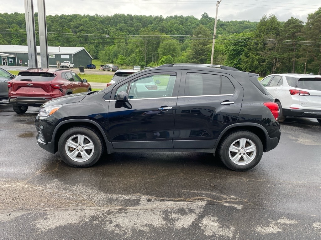 Used 2019 Chevrolet Trax LT with VIN KL7CJPSB9KB901289 for sale in Titusville, PA