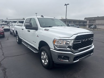 2023 Ram 2500 Big Horn Truck Crew Cab