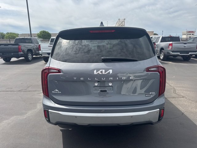 2024 Kia Telluride LX photo 4
