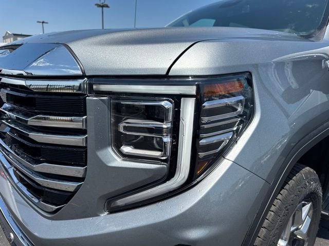 2026 GMC Sierra 1500 SLT - Photo 18