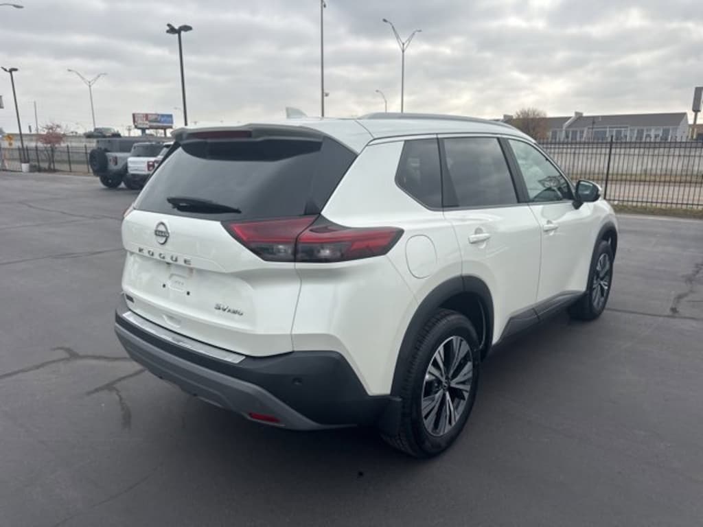 Used 2023 Nissan Rogue SV SUV