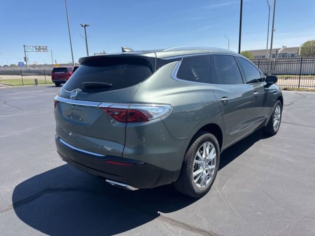 Used 2024 Buick Enclave Essence SUV