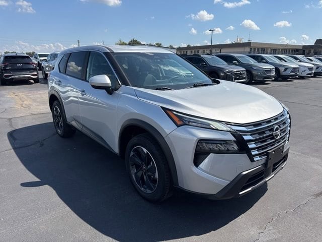 2024 Nissan Rogue SV AWD's photo