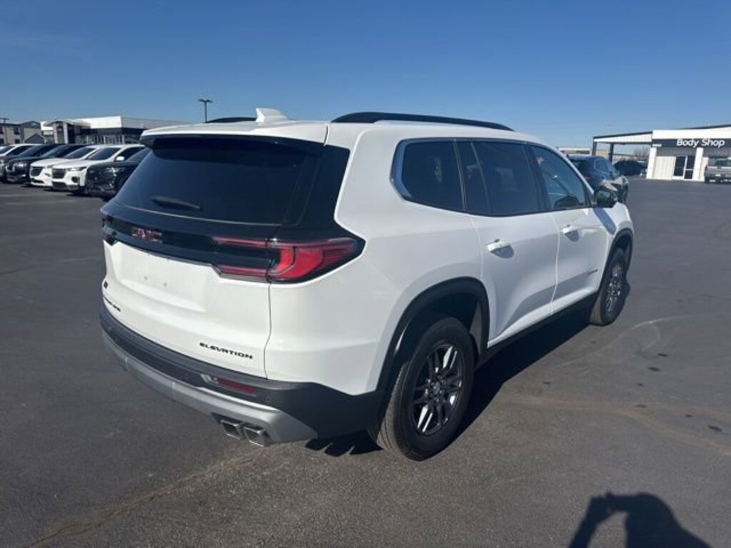 Used 2025 GMC Acadia Elevation SUV