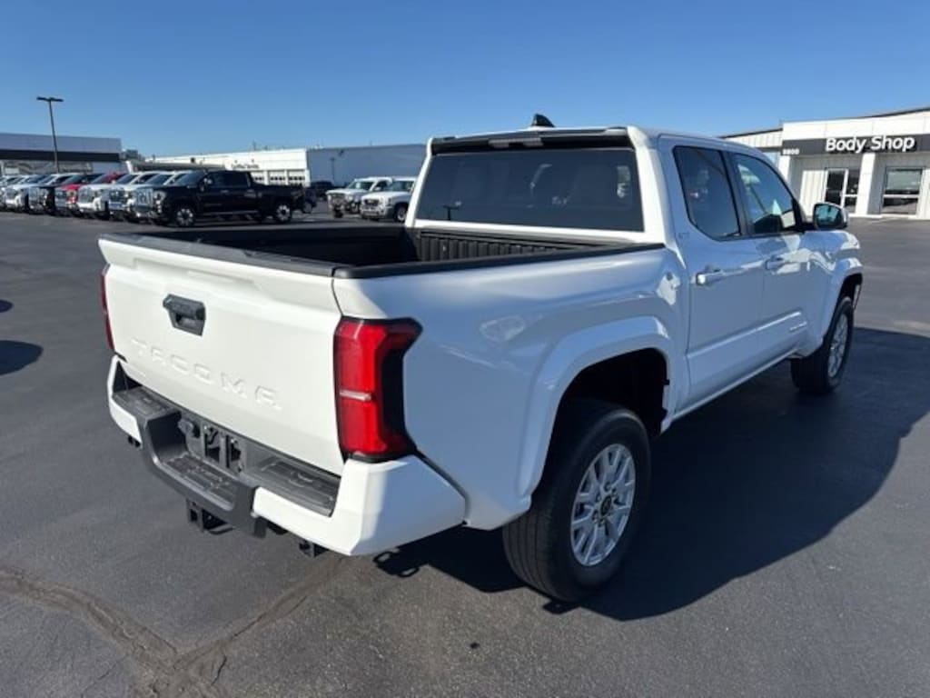 Used 2024 Toyota Tacoma 2WD SR5 Truck Double Cab