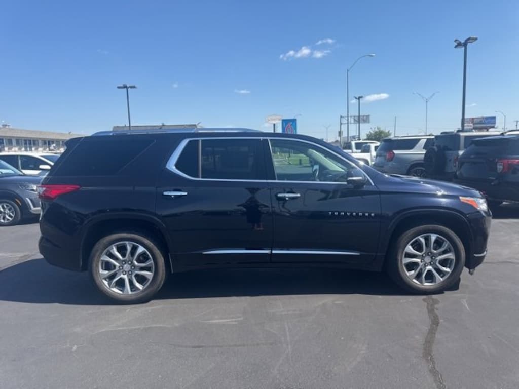 Used 2020 Chevrolet Traverse Premier SUV