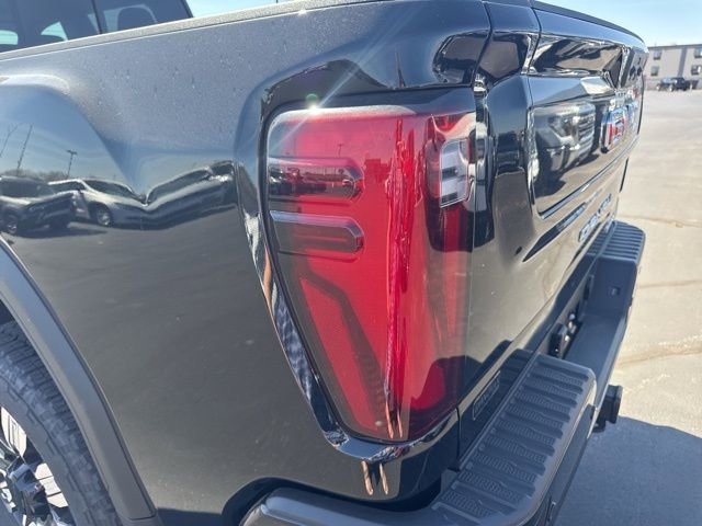 2026 GMC Sierra 2500HD Denali - Photo 18