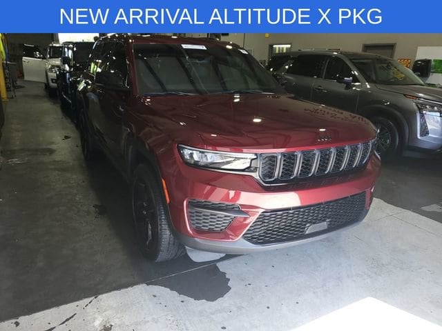 2024 Jeep Grand Cherokee Altitude X 4x4's photo