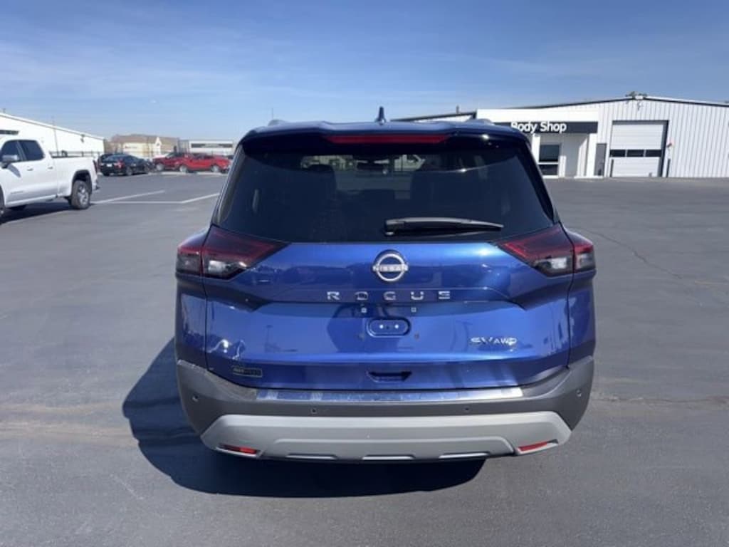 Used 2023 Nissan Rogue SV SUV