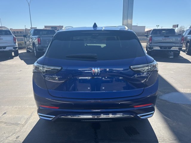 2025 Buick Envision Avenir photo 4
