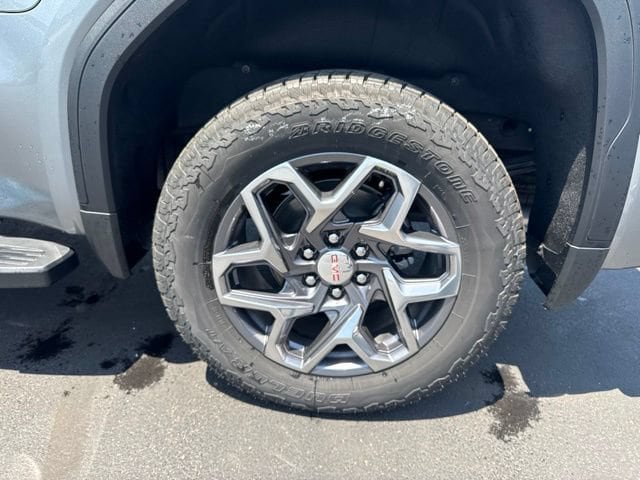2026 GMC Sierra 1500 SLT - Photo 20