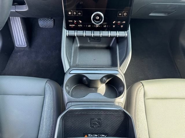 2026 GMC Terrain AT4 - Photo 13