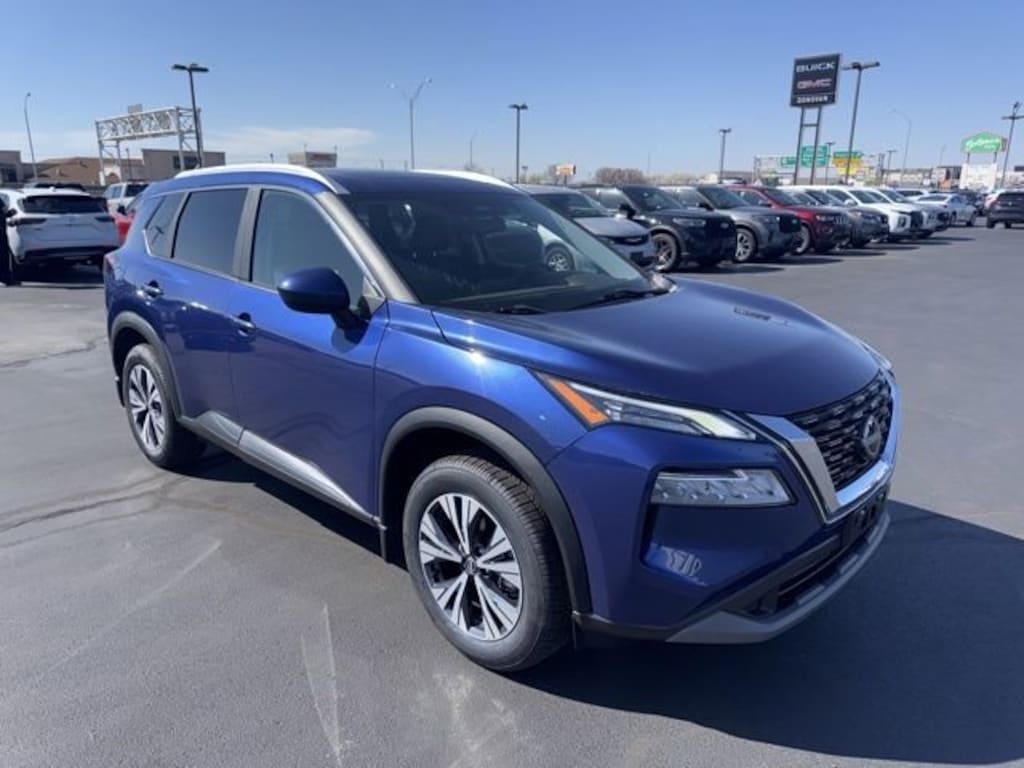 Used 2023 Nissan Rogue SV SUV