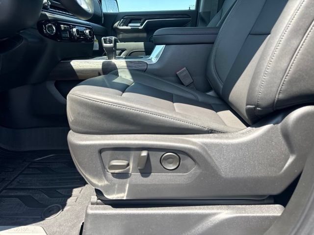 2026 GMC Sierra 1500 SLT - Photo 16